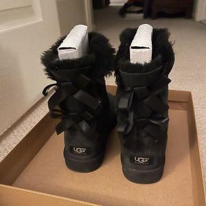 Bailey Bow Uggs